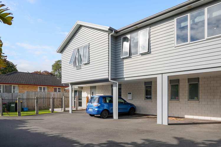 11A Knighton Road_2