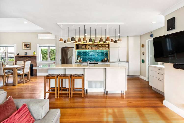 300 Point Chevalier Road Point Chevalier_4