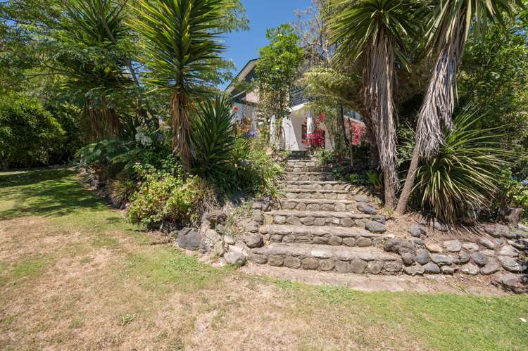 10 Allisdair Street Marybank_24