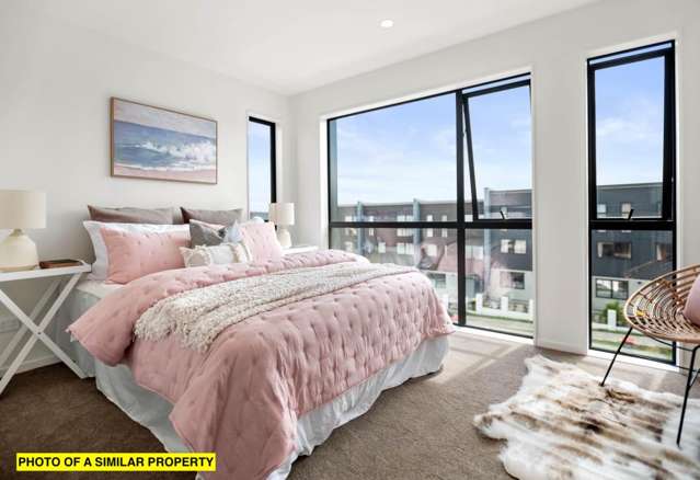 17 Papatahi Lane Flat Bush_4