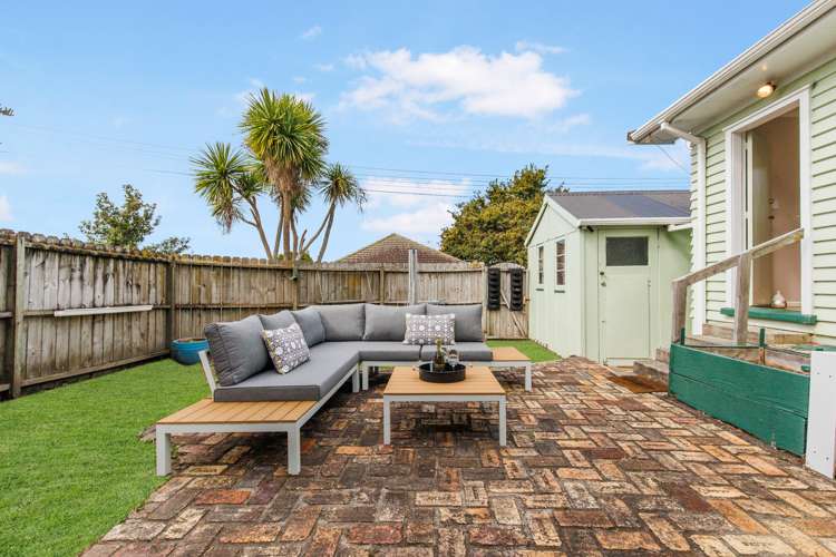 1/16 Lancaster Road Beach Haven_22