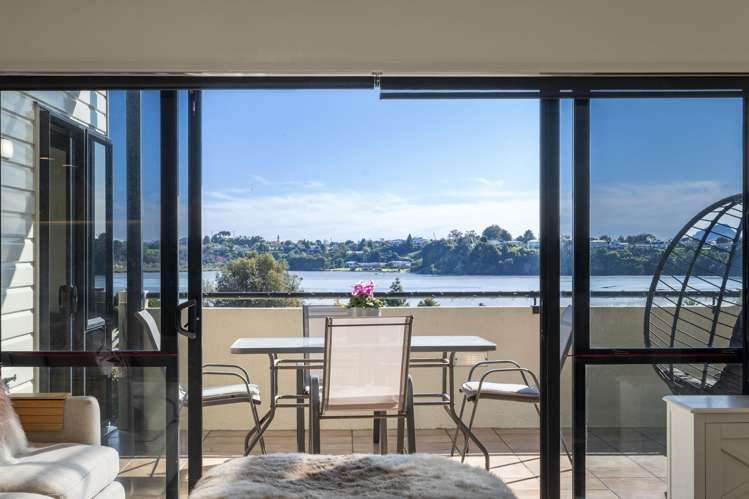 8 Lorrigan Way Welcome Bay_7