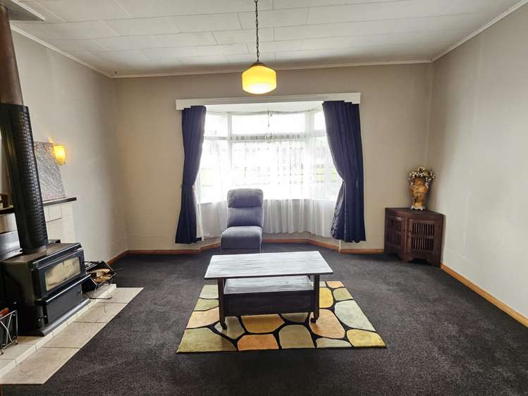 53 Nelson Quay Cobden_2