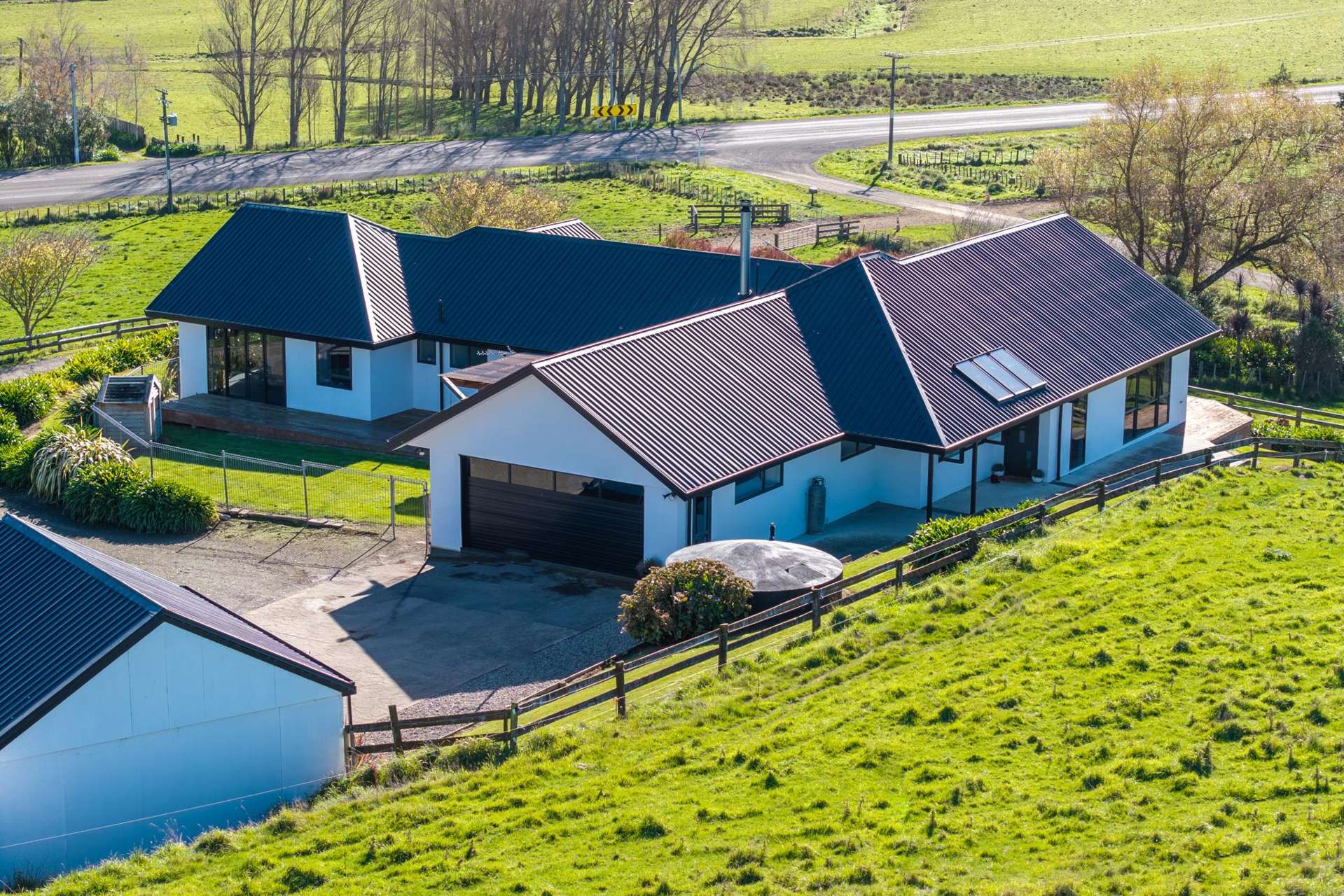 14 Centre Road Dannevirke_0
