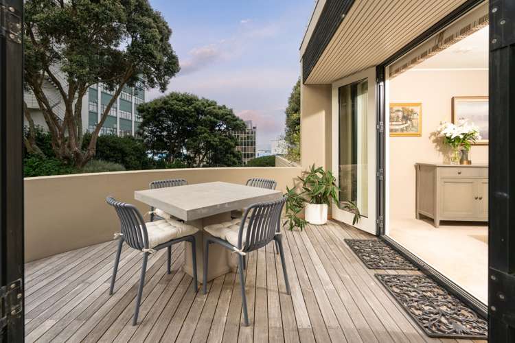 13/32 Hobson Street_5
