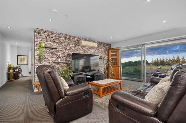 5/50B Cross Road (Apt 202 Nautilus) Tauranga Central_3