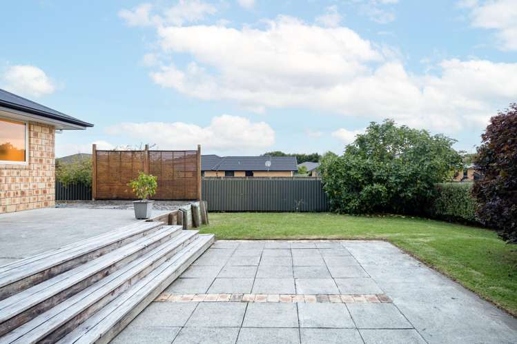 17 Edward Street Grandview Heights_17