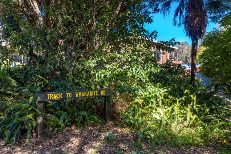 11 Muritai Road Ostend_19