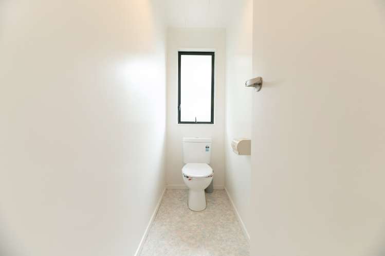 2/3 Sheridan Drive New Lynn_18