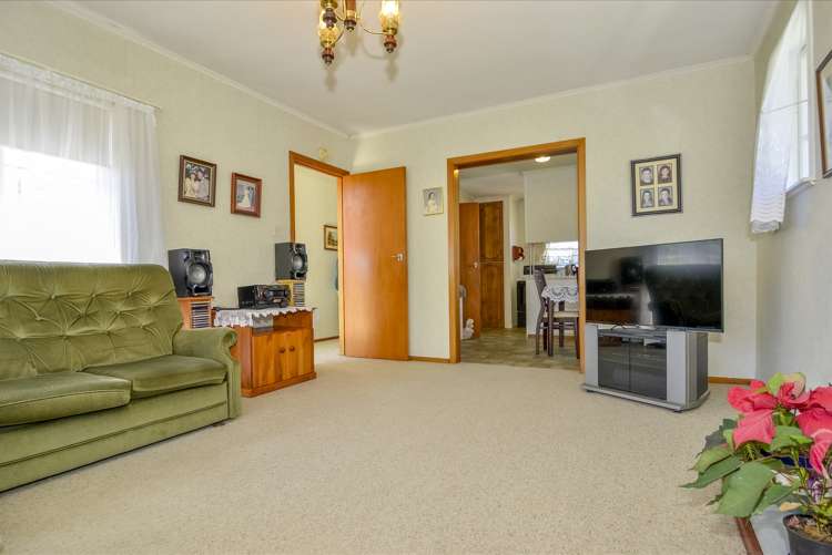 20 Kelkirk Street Kelston_6