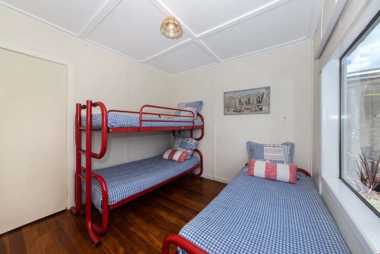 27 Kawakawa Bay Coast Road Kawakawa Bay_17