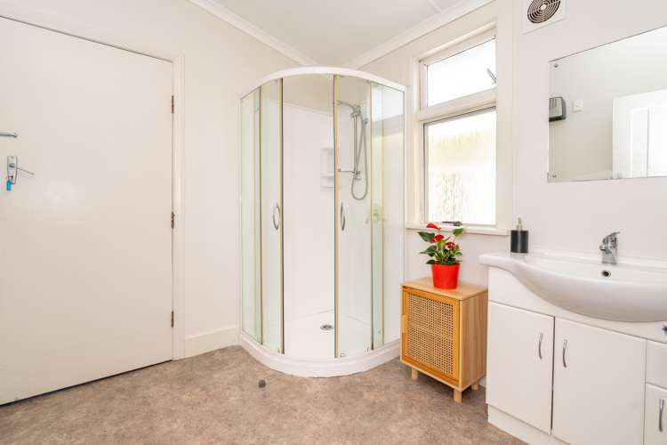 2 Pentland Street Karitane_10