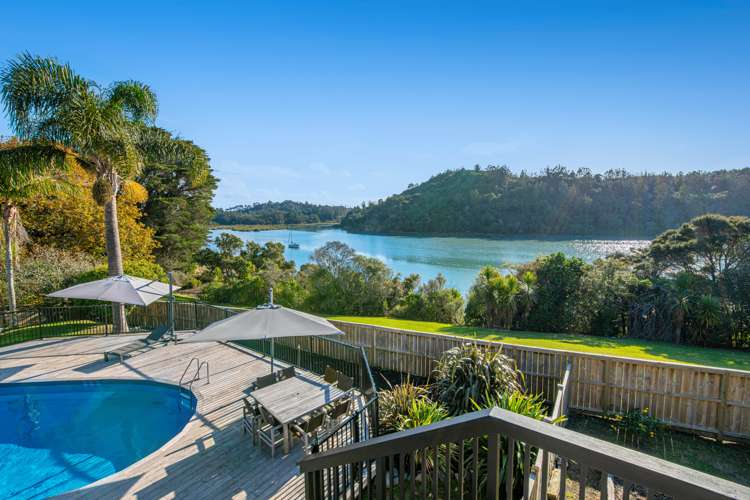 13 Deborah Place Okura_44