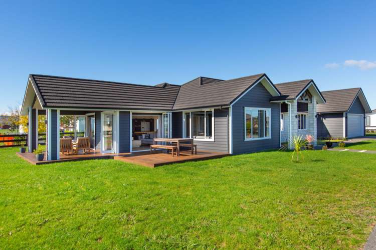 33 Baxter Michael Crescent Cambridge_18