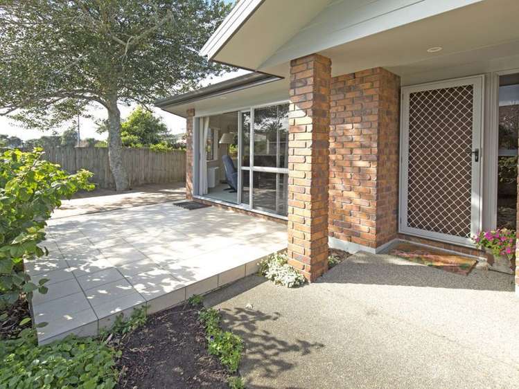 76 Florence Avenue Orewa_16