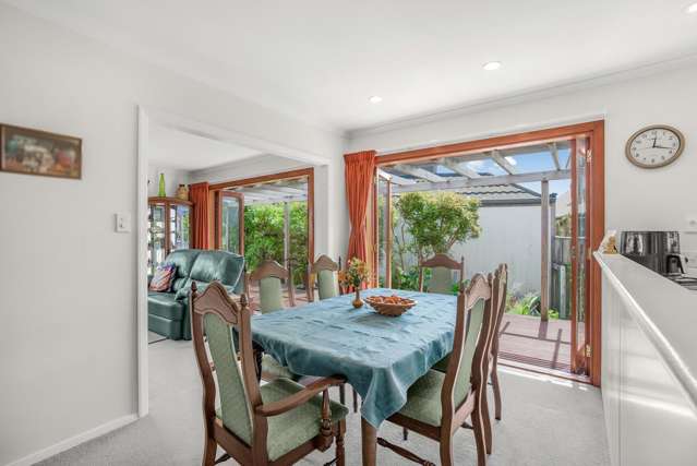 1A Colin Grove Hutt Central_3