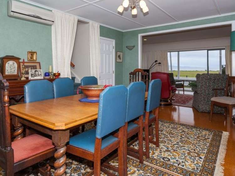 203 Fergusson Drive Thames_13