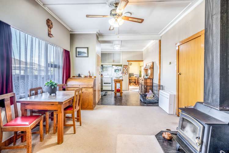 11 Coronation Street Strathern_5