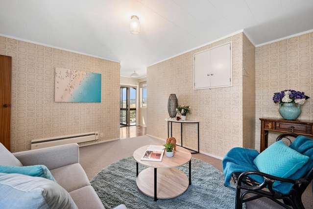 7 Tree Top Lane Paparangi_4