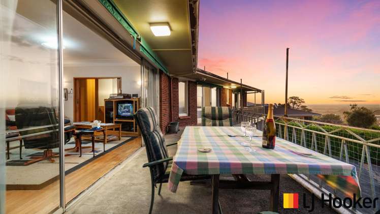 7 Gibbs Crescent Red Hill_19