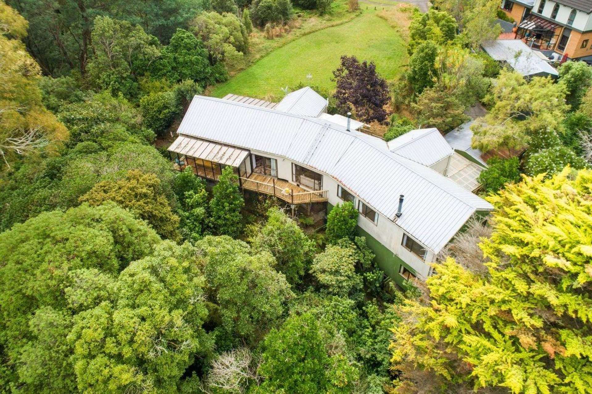 105 Clifton Terrace 10930_0