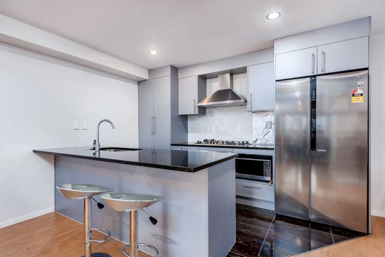 6/75 Tamahere Drive Glenfield_6