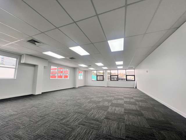 REFURBISHED NEWMARKET OFFICE WITH PARKING