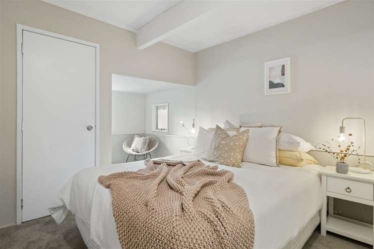 2/69 Simon Ellice Drive Bayview_11