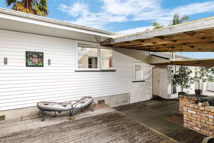 14 Roick Parade Glen Eden_13