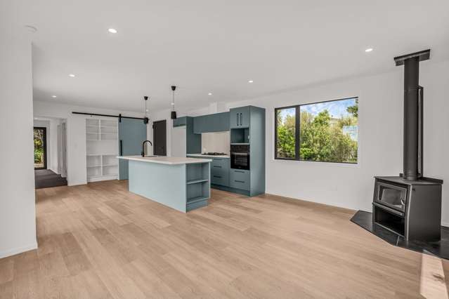 1442 Coast Road Karitane_3