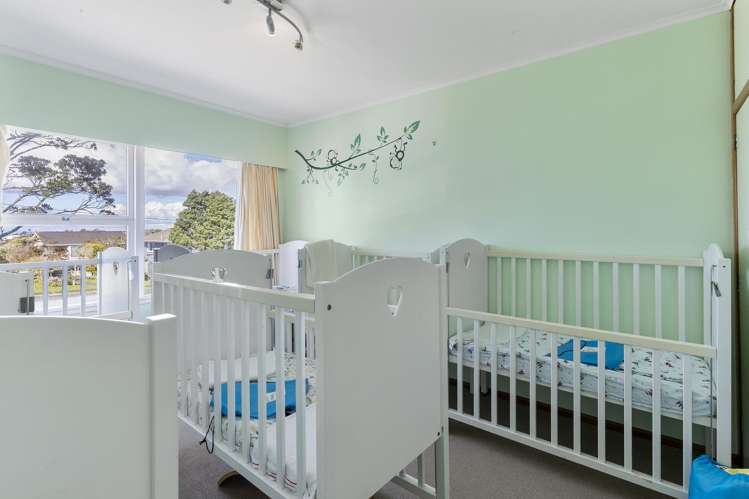 6 Folkestone Street Murrays Bay_8