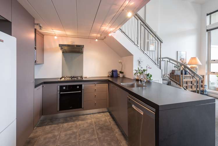 109/107 Thorndon Quay Pipitea_5