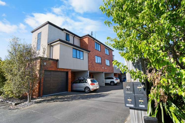 2/130 Packe Street_0