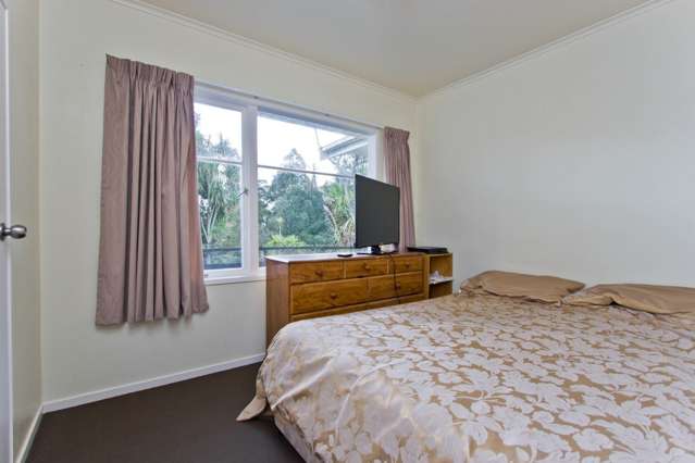 187 Golf Road Titirangi_3