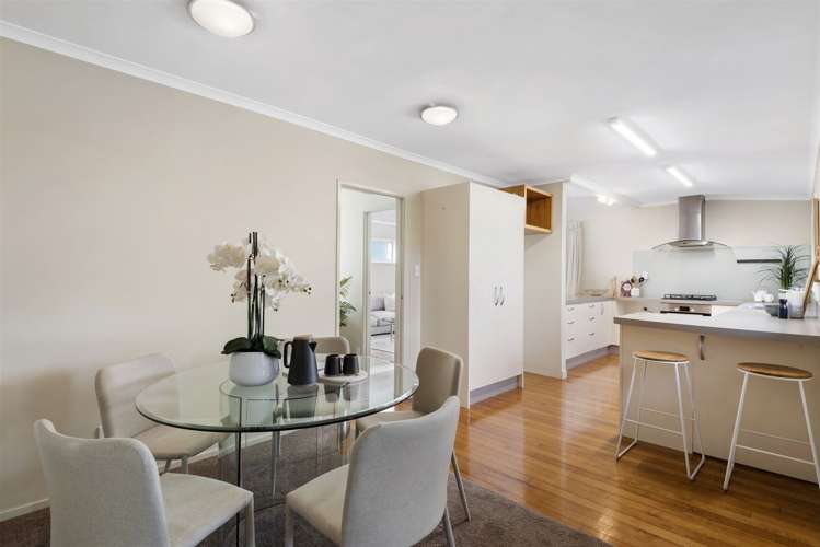 76 Parr Terrace Castor Bay_12