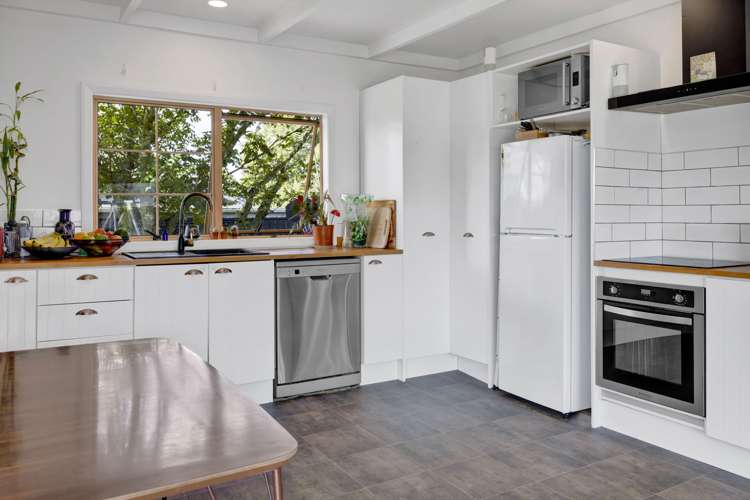 9 Standish Street Midhirst_6