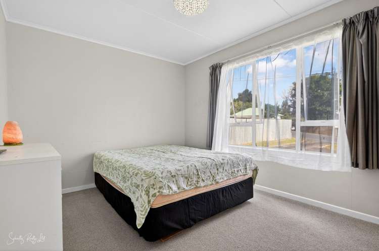 20 View Street Maungaturoto_17