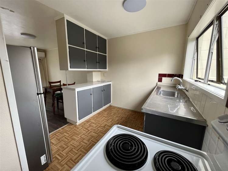 3/24 Copley Street New Lynn_5