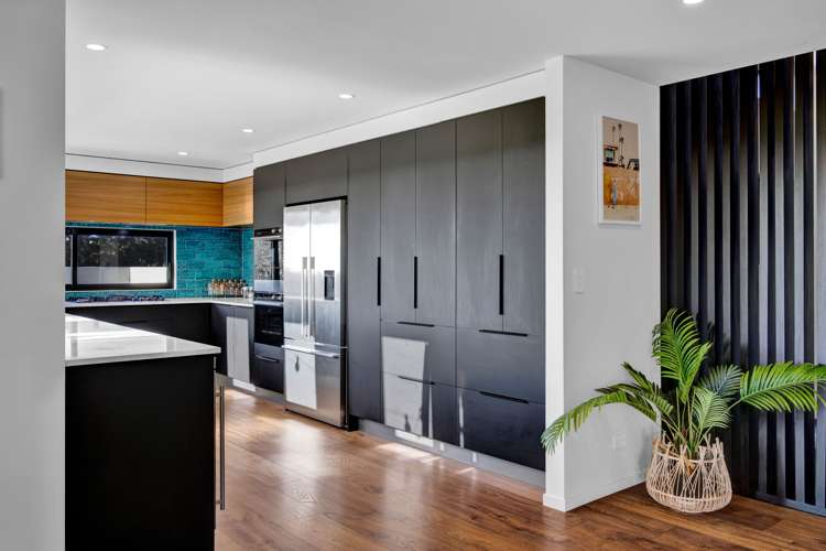 1351 South Road Kaitake_11