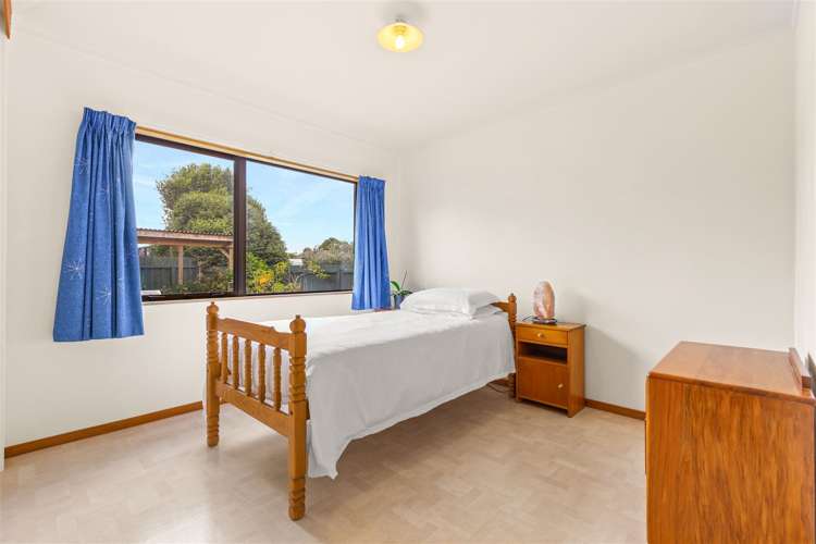 102 Beach Road Te Atatu Peninsula_9