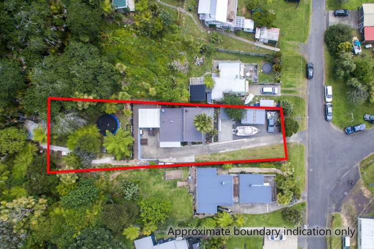 31 Foster Avenue Huia_5