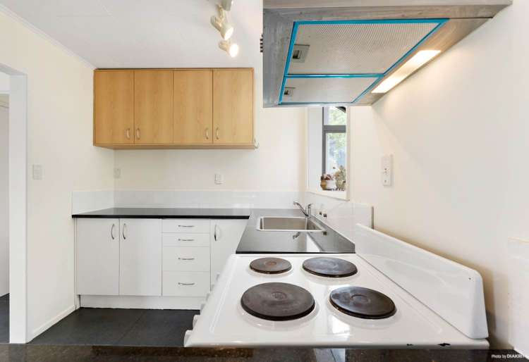 2/152 Aviemore Drive Highland Park_7