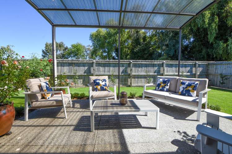 87 Ashmore Park Road Carterton_13