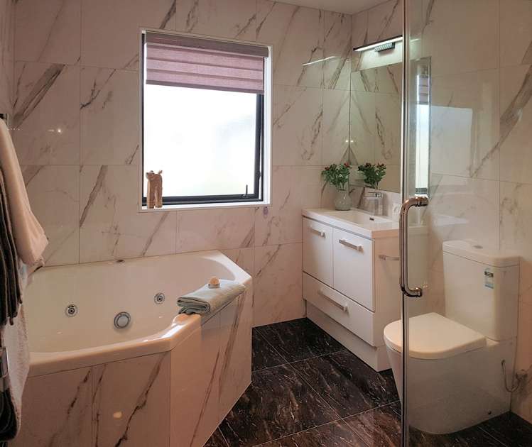 26 Rosewell Crescent Flat Bush_8