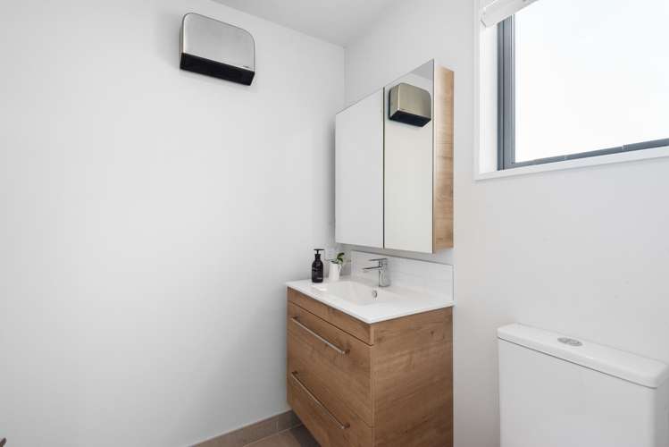 10/29 Bampton Street Burwood_6