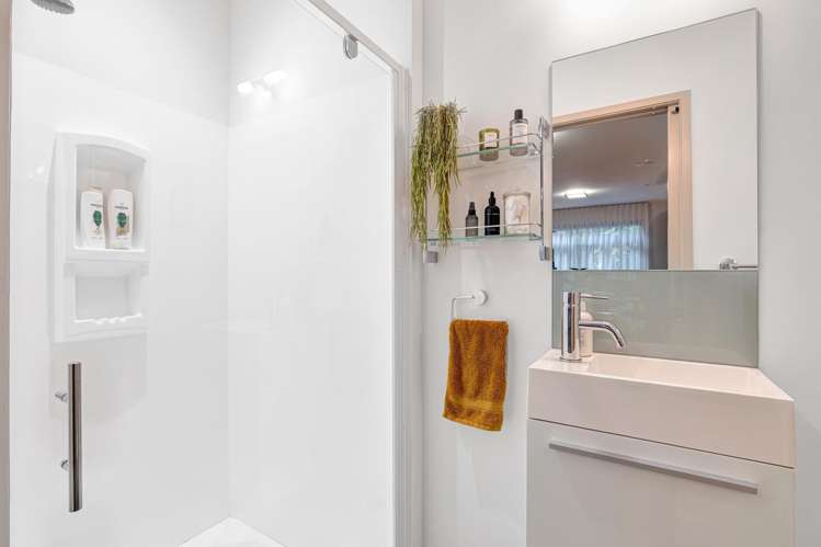12 Leatham Avenue Strandon_32