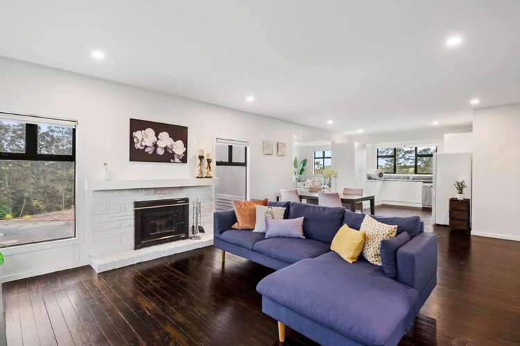 1261 East Coast Road Redvale_12