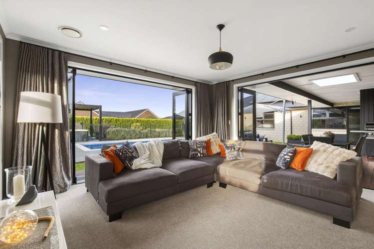 42 Alan Livingston Drive Cambridge_11