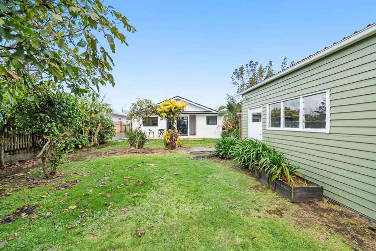 3 Heath Grove Waiwhetu_16