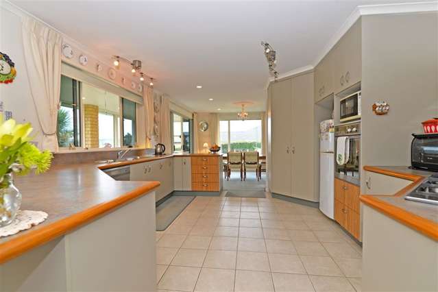 27a Rosella Grove Waimauku_2